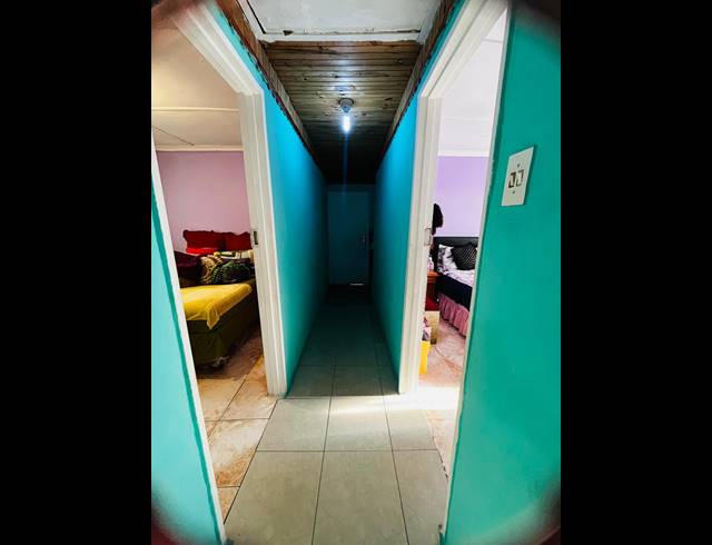 4.5 BEDROOM HOUSE FOR SALE IN UMLAZI BB